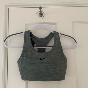Nike Swoosh Sports Bra